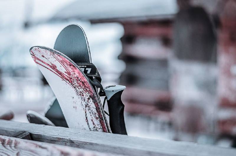 Vous devez penser à l'emplacement lorsque vous recherchez le meilleur chalet de luxe en France s'il est proche de la ville ou des installations de ski. 