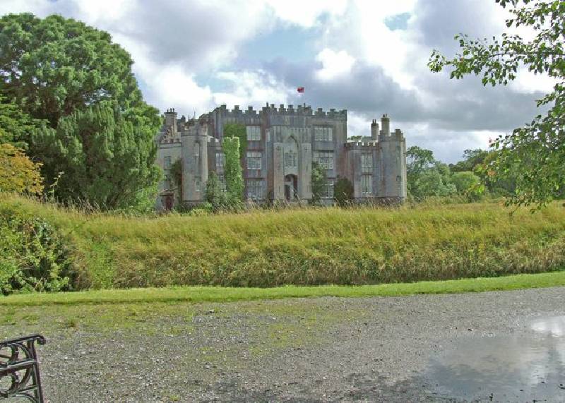  Château de Birr Offaly : l'un des meilleurs châteaux d'Irlande 